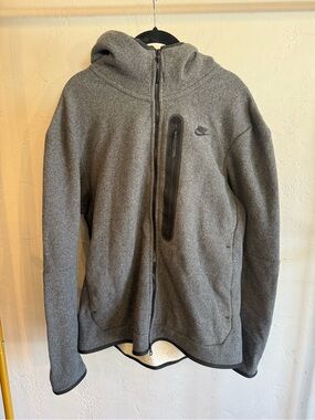 Nike Men’s Gray Full-Zip Nike Tech Hooded Jacket Fleece